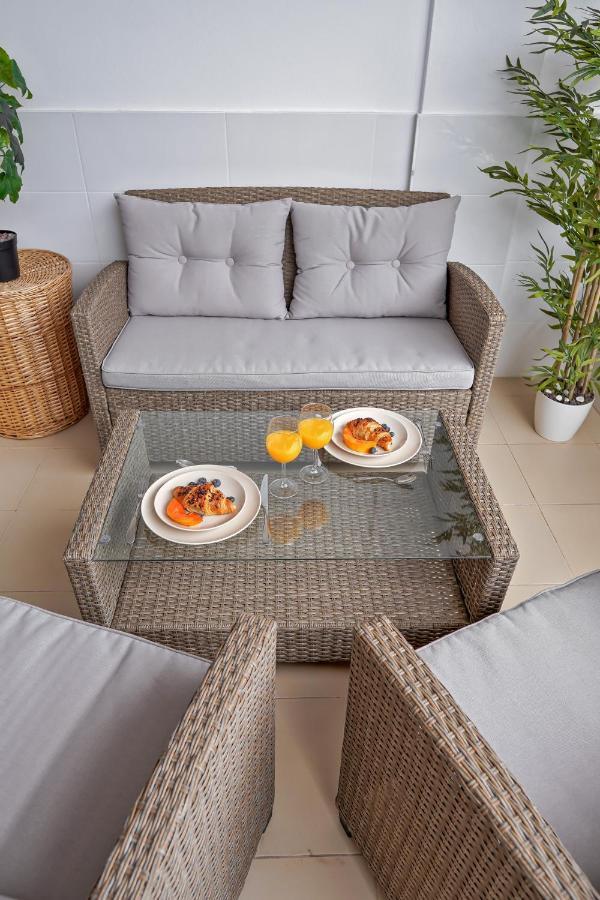 Beachfront Lovely Paraiso Del Sur A106 * Costa Adeje (Tenerife)